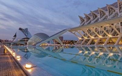 Pros and Cons of Moving to Valencia, Spain